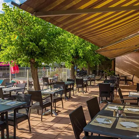 Hotel Logis Noemys Pont De L'etoile - Ex Mas De L'etoile 3*