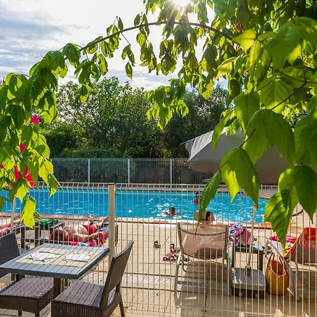 Hotel Logis Noemys Pont De L'etoile Aubagne