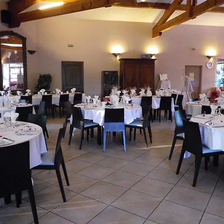 Hotel Logis Noemys Pont De L'etoile